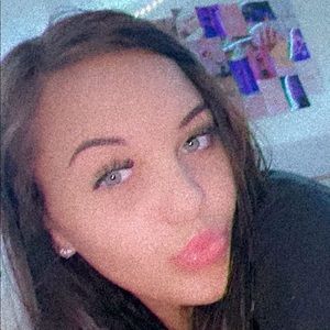 Meet your Posher, Chloee